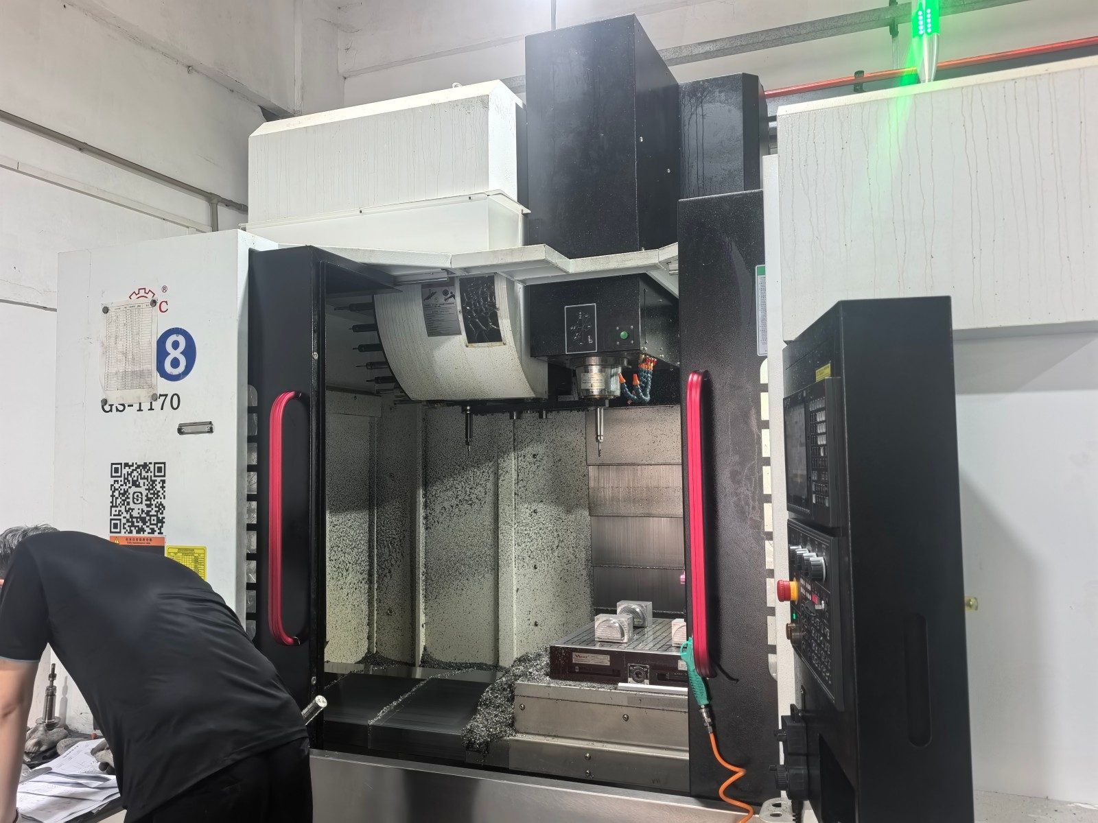 Mold core CNC processing